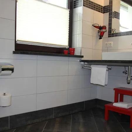 F-1011 Haus 29a Fewo 03 Terrasse, Gartennutzung Apartmán Lobbe